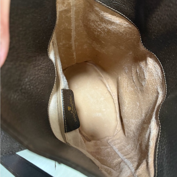 Gucci Beige and Brown Crossbody Bag - Picture 14 of 16